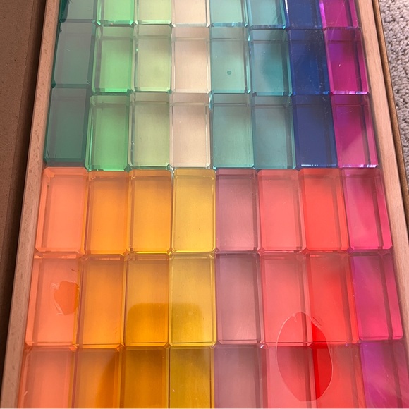 Colorful Transparent Building Blocks Set - Picture 3 of 9